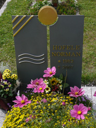 Tafel1 Drei Ähren aus Metall